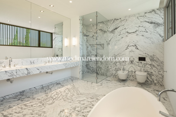 Nybyggnad - Villa - Casares