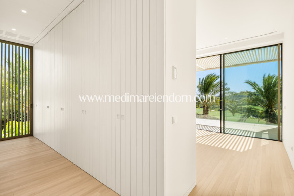 Nybyggnad - Villa - Casares