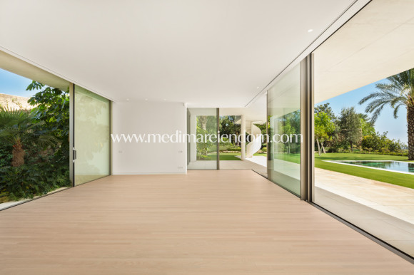 Nybyggnad - Villa - Casares