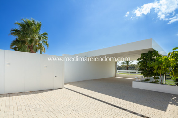 Nybyggnad - Villa - Casares