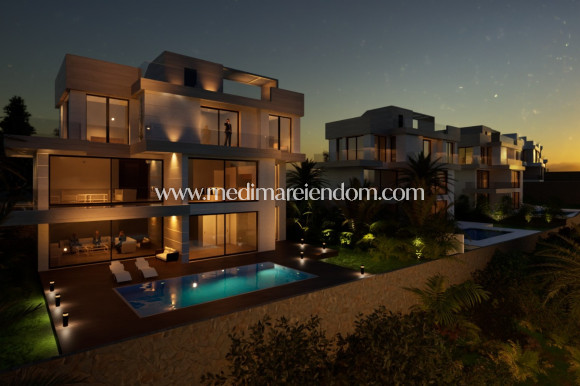Obra Nueva - Villa - Estepona