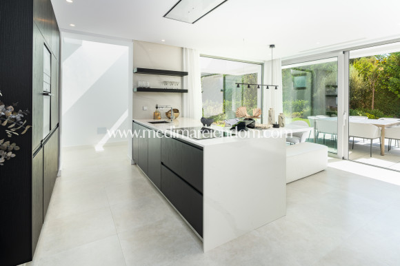Nybyggnad - Villa - Estepona