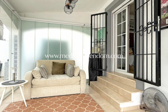 Brukt bolig - Frittstående villa - Orihuela Costa - Villamartín