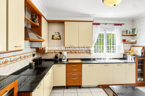 Brukt bolig - Frittstående villa - Torrevieja - Torrelamata - La Mata