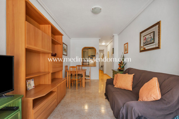 Odsprzedaż - Apartament - Torrevieja