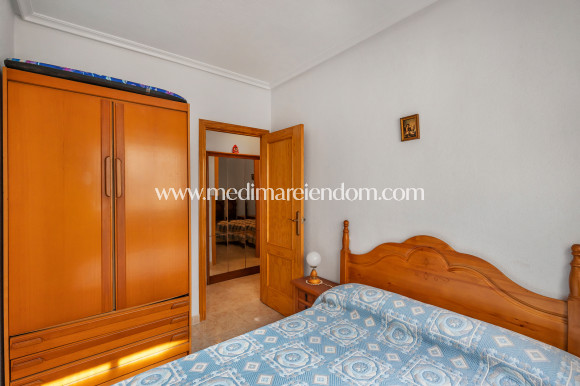 Odsprzedaż - Apartament - Torrevieja