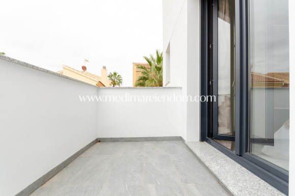 Nouvelle Construction - Villa - Torrevieja - Torretas